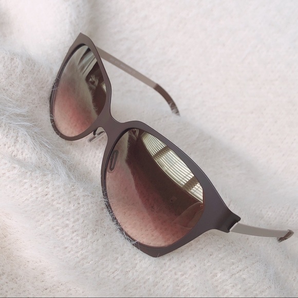 SEE’S - Oversized Ombre Sunglasses - Picture 3 of 4